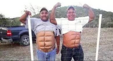 八块腹肌生活照,揭秘健身达人的日常健身秘诀