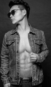 羽哲个人资料,才华横溢的音乐才子，梦想与现实的交织者