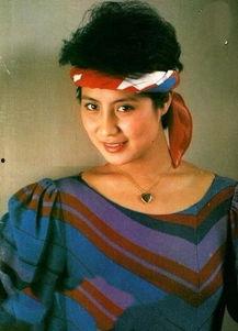 萨仁高娃图片,草原之花，绽放民族风采